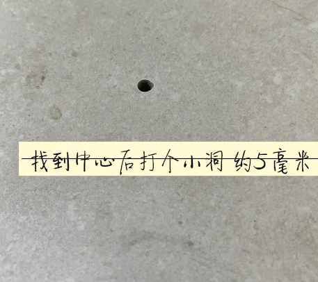 金塔瓷砖空鼓维修公司专业解答在瓷砖铺贴过程中，如果砂料搅拌不均匀，将会带来以下问题